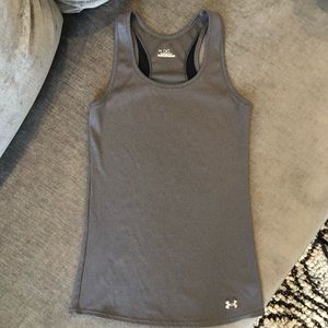 New without tags Under Armour Victory Tank M